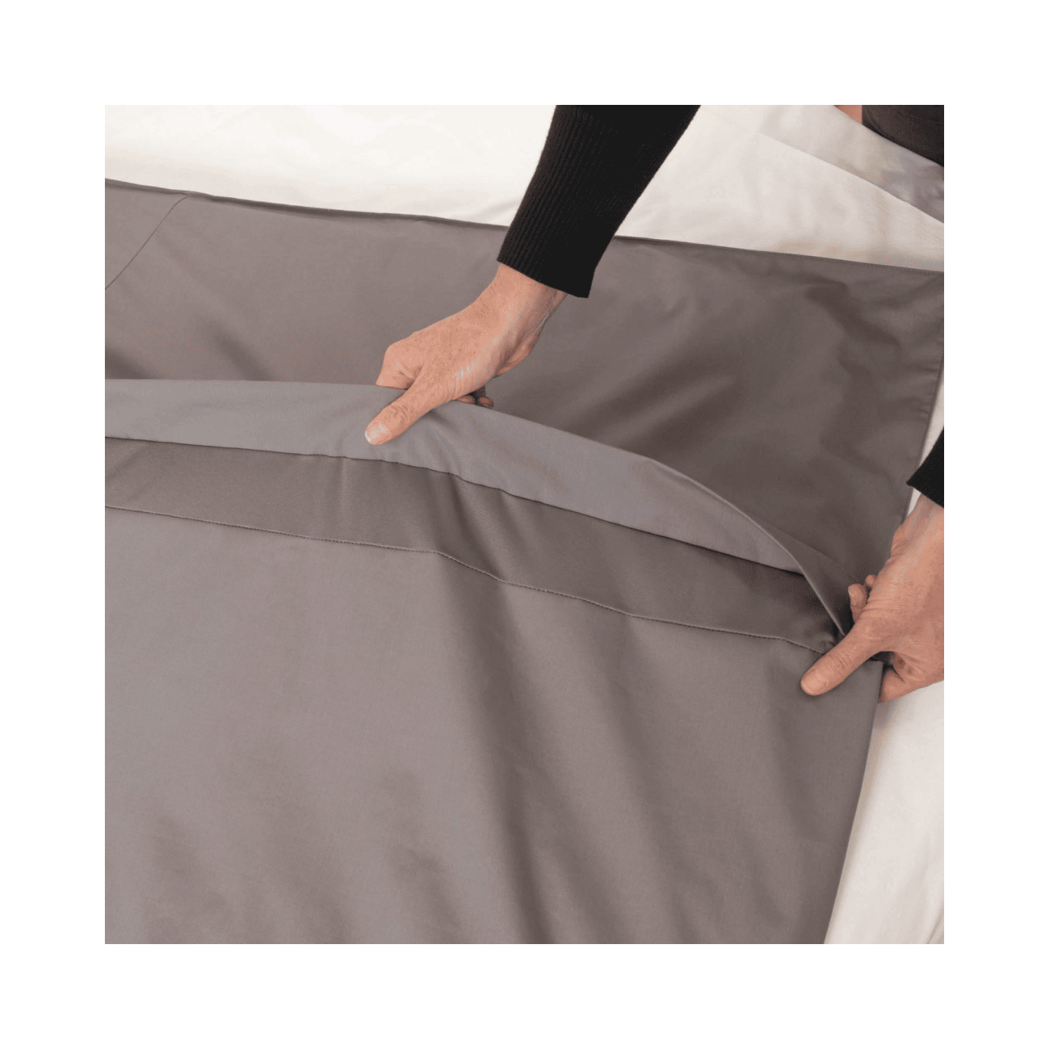 Conni Waterproof Quilt Cover - Charcoal+